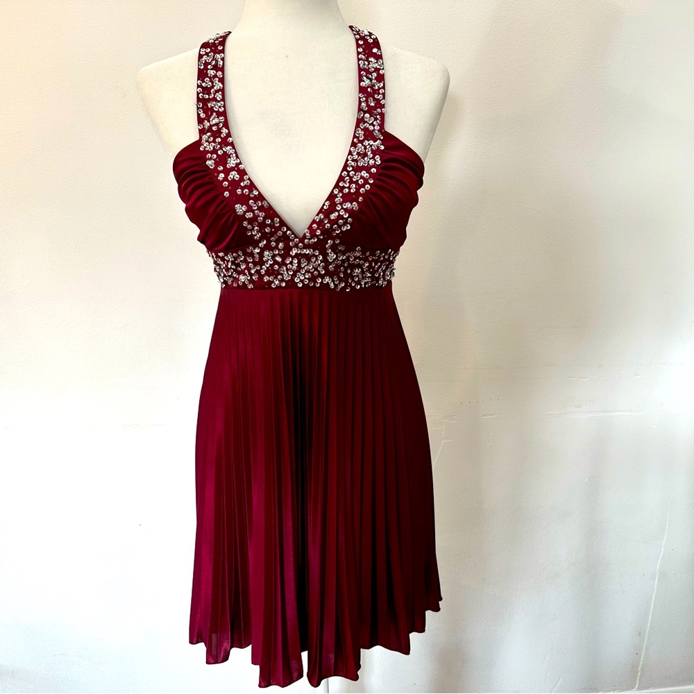 Morgan Co. Maroon Pleated Backless Sequins Formal Dress Women’s Size Small